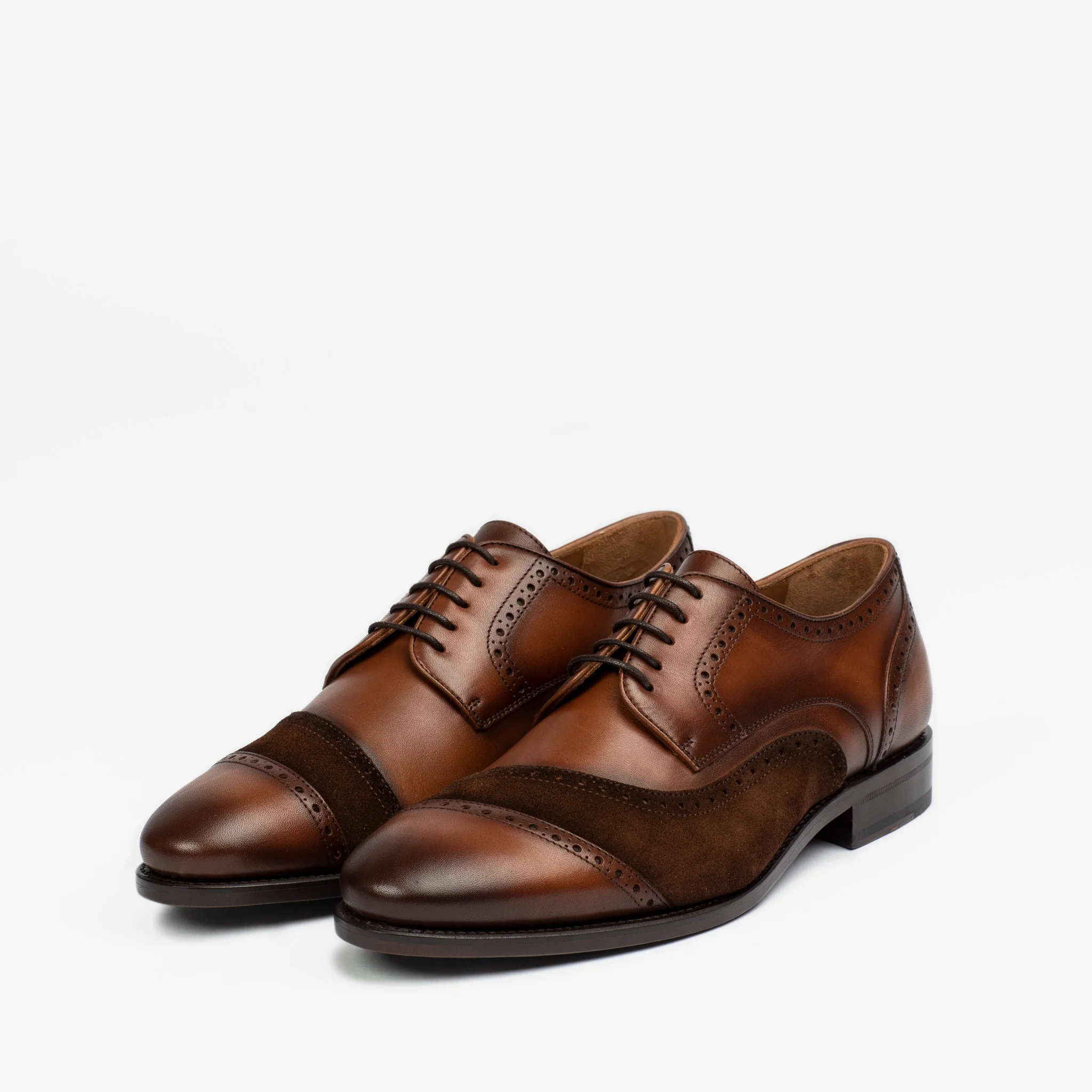 The Gladiator Shoe in Chocolate - Image 2