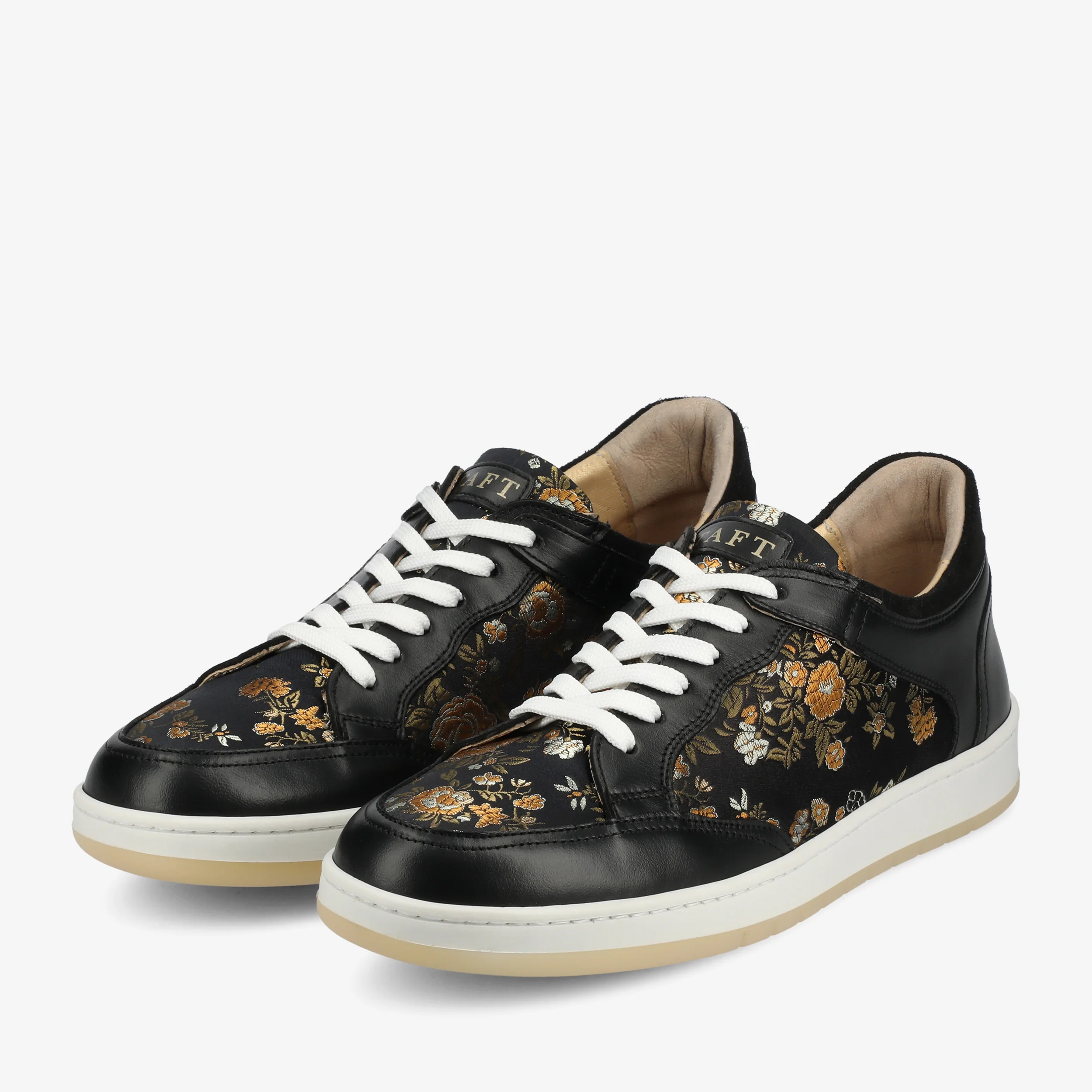 The Rapido Low Sneaker in Eden Noir - Image 4